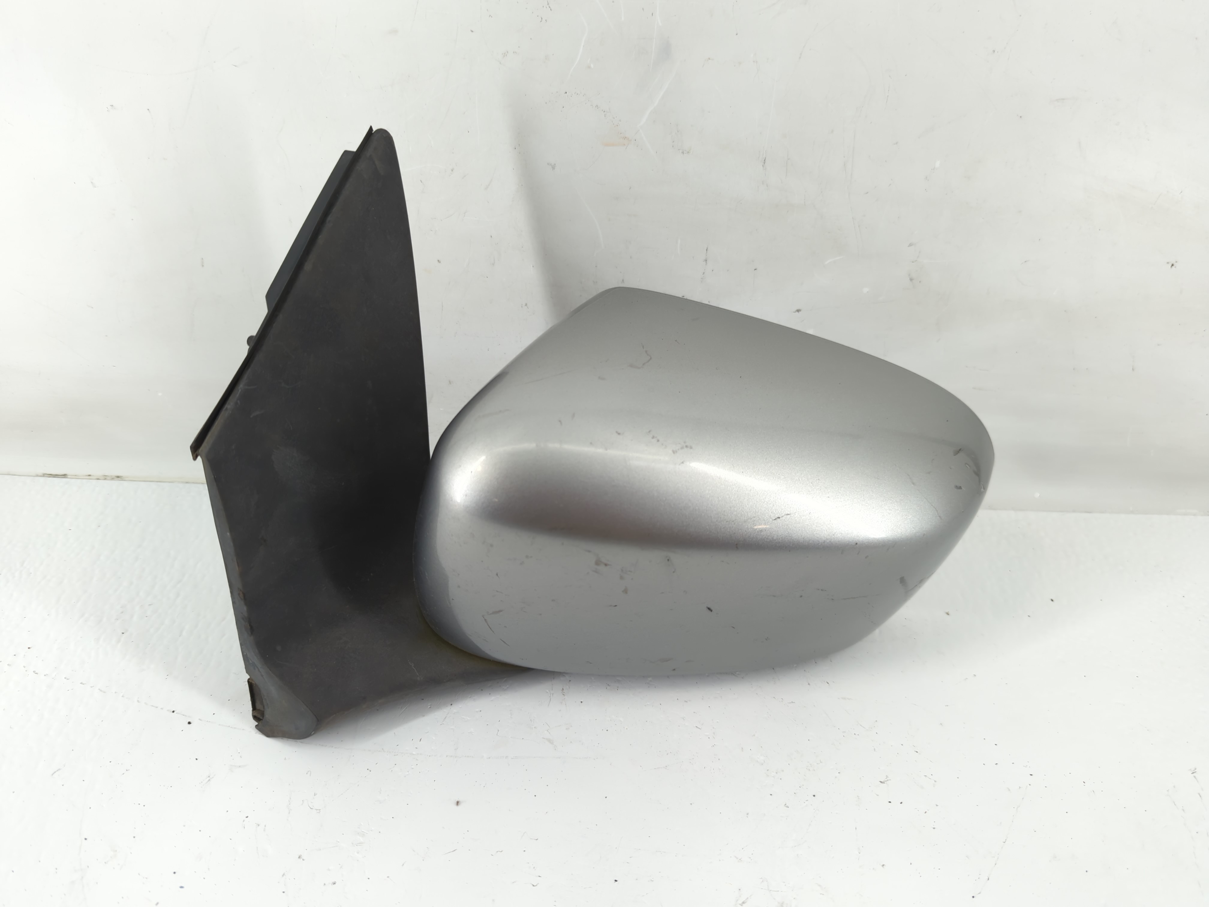 Picture of 2005-2010 Honda Odyssey Driver Left Side View Manual Door Mirror Grey 982933