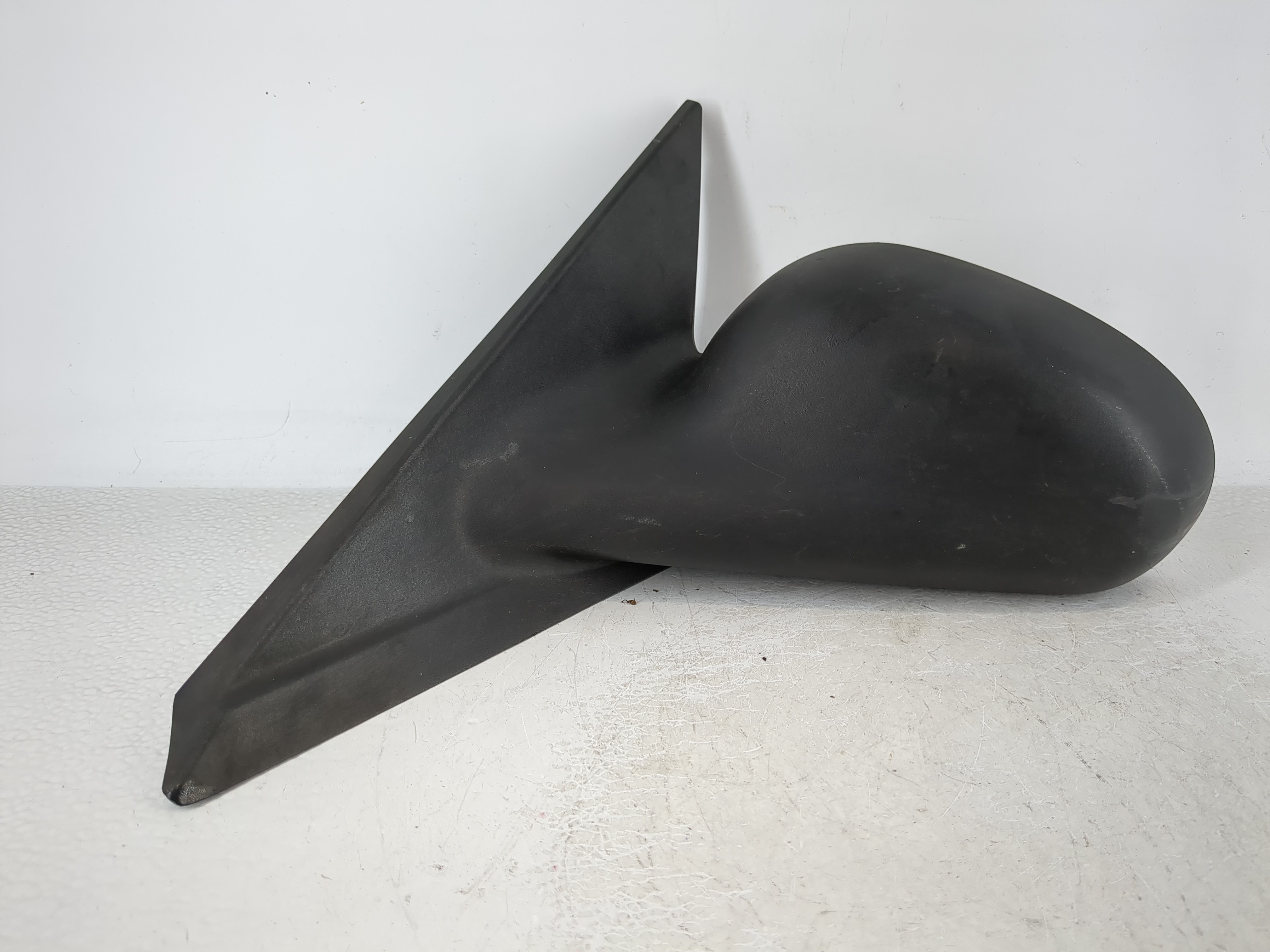 Picture of 1999-2004 Ford Mustang Passenger Right Side View Manual Door Mirror Black 983249