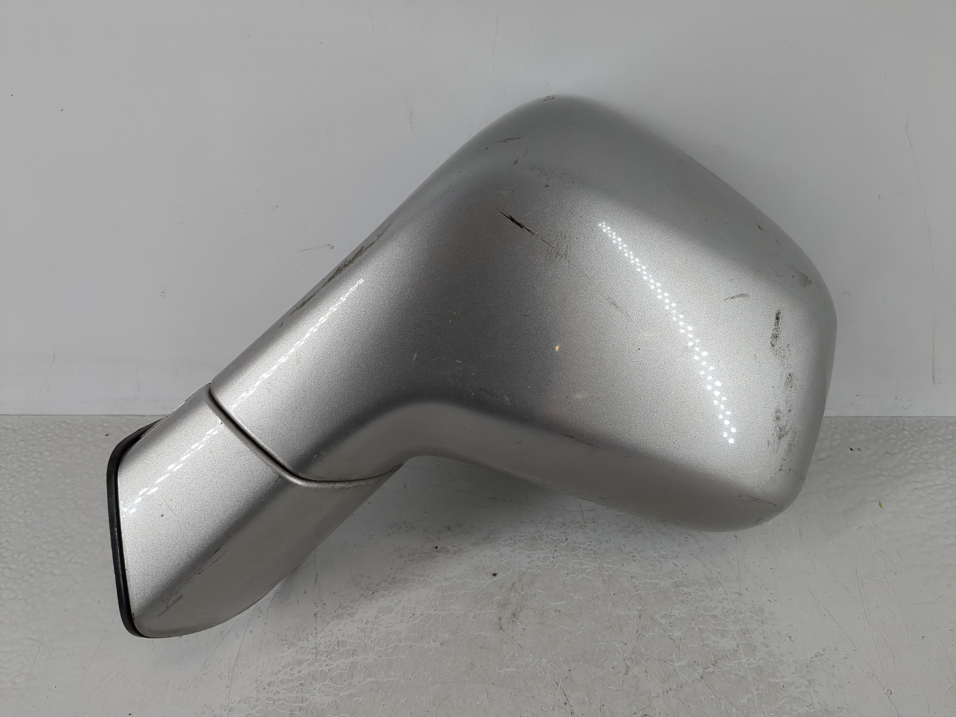 Picture of 2008-2010 Saturn Vue Passenger Right Side View Manual Door Mirror Grey 983266