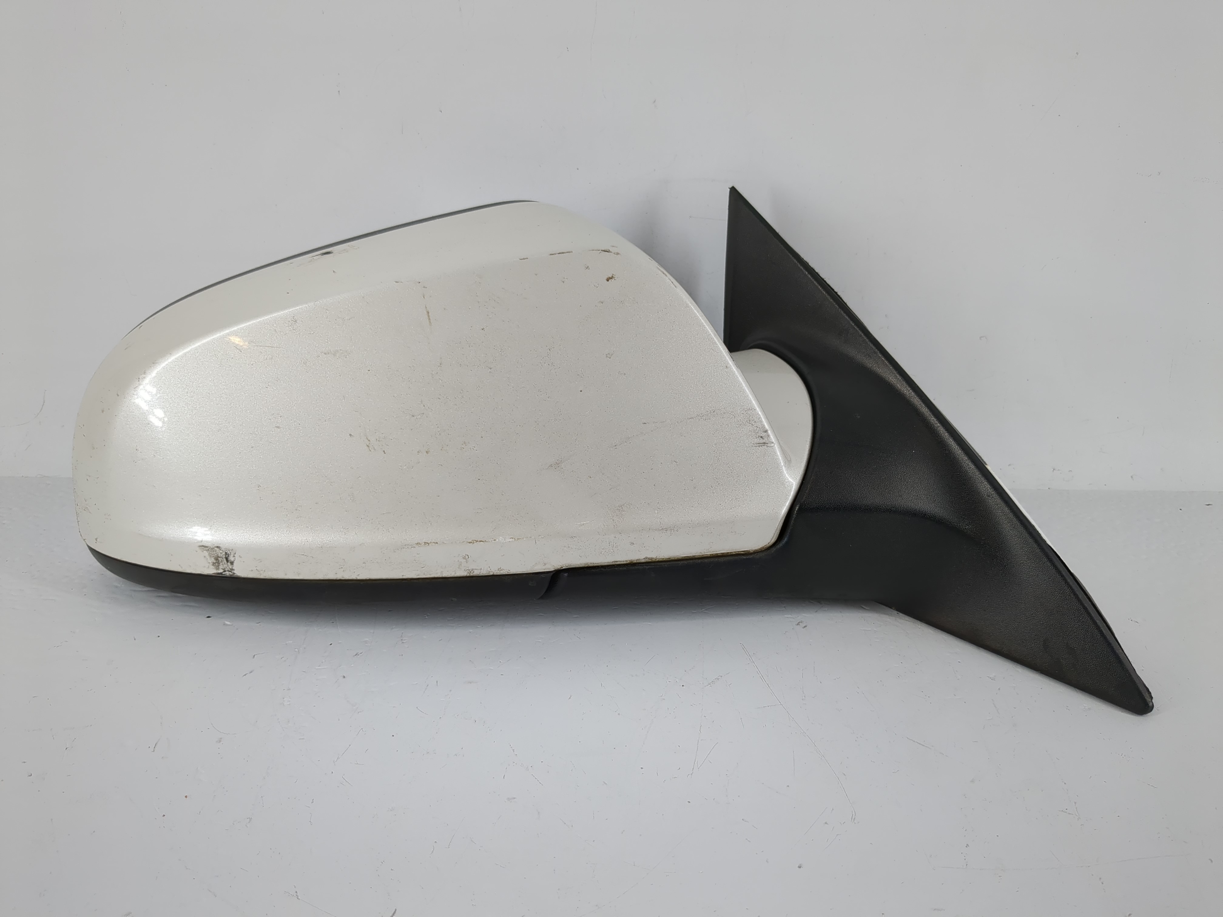 2008-2012 Chevrolet Malibu Passenger Right Side View Manual Door Mirror 983513 - Oemusedautoparts1.com
