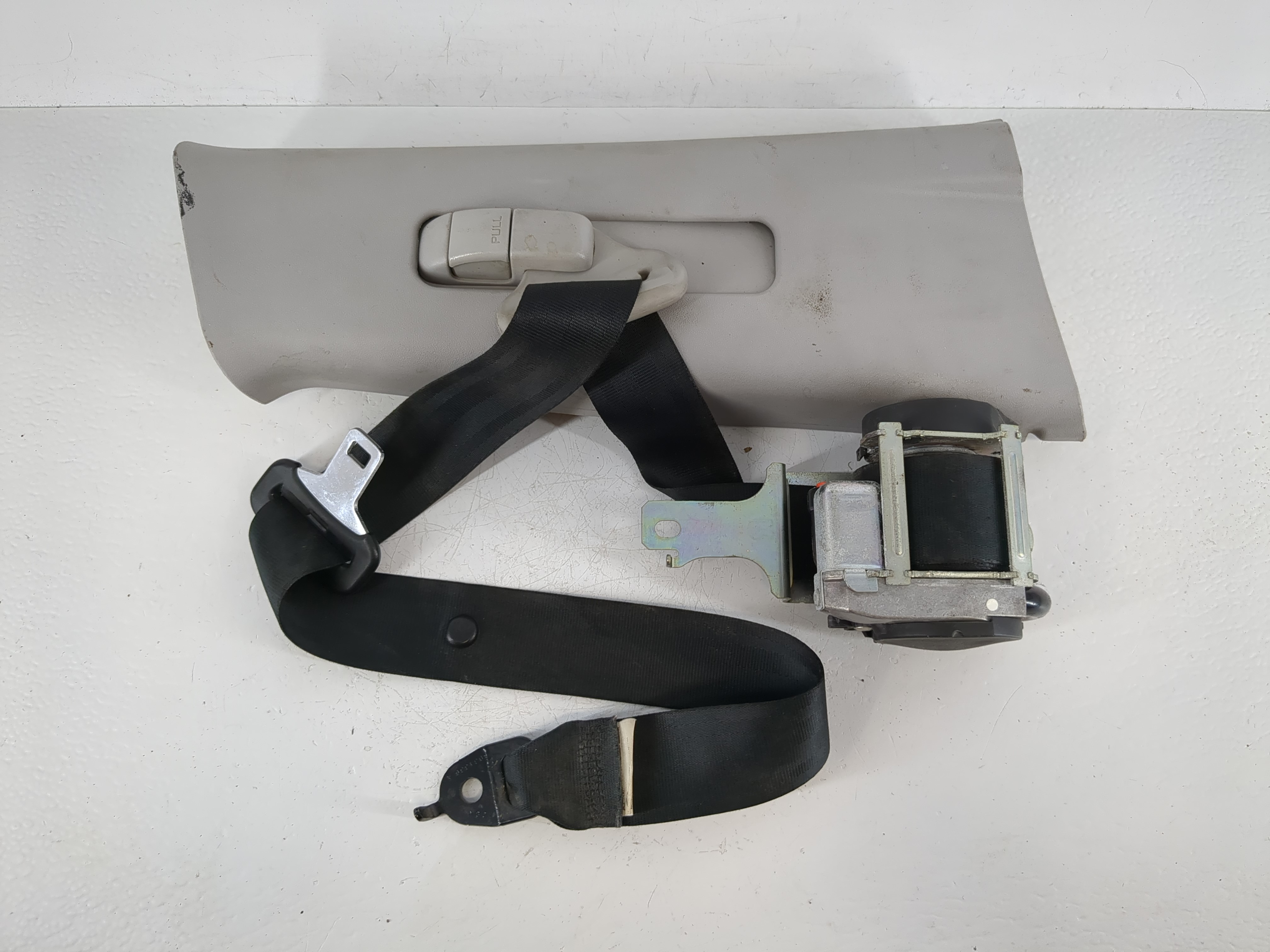2006-2009 Mazda 3 Passenger Front Seatbelt Retractor 985051 - Oemusedautoparts1.com