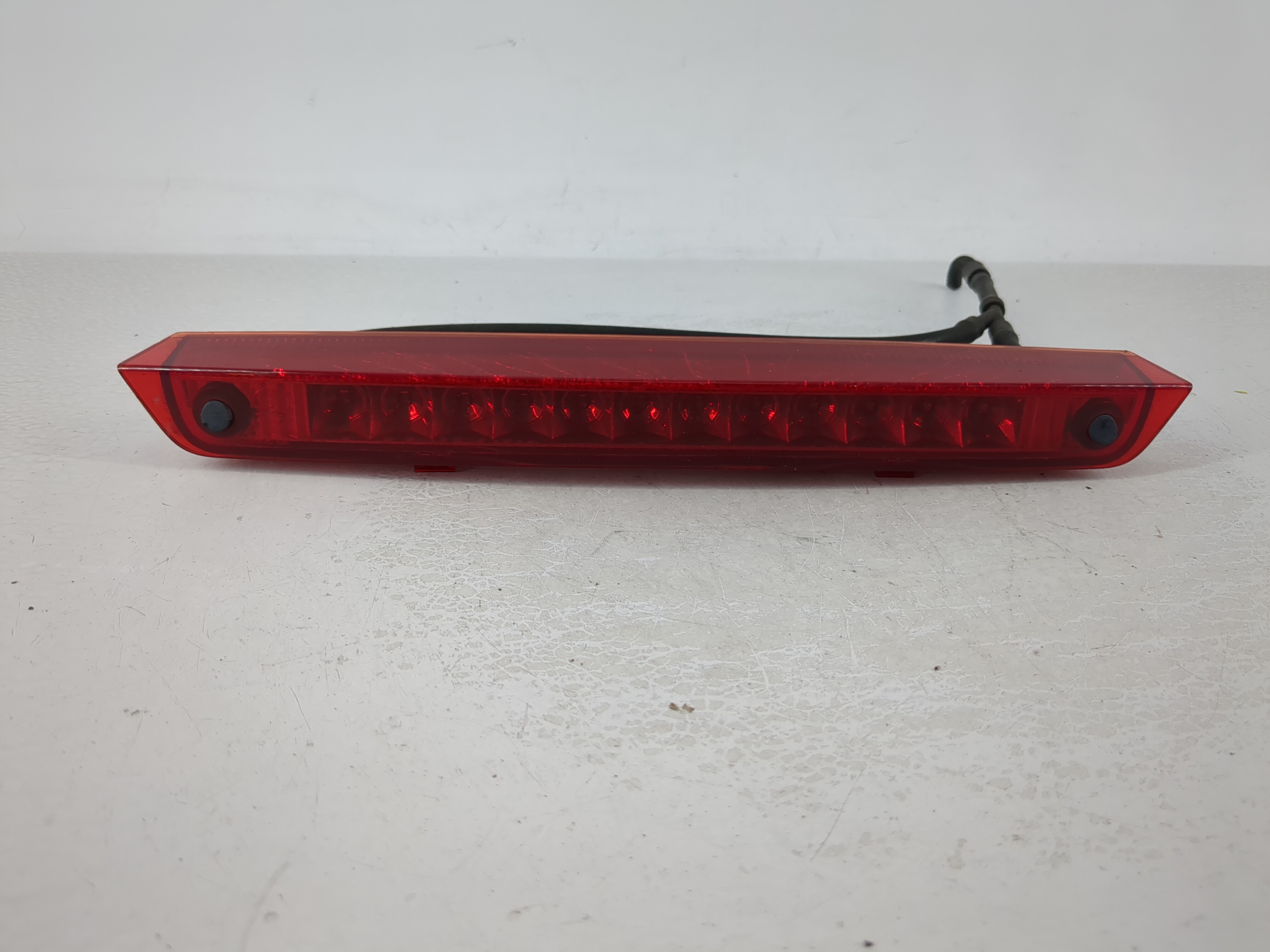 Picture of 2008 Saturn Vue Driver Left Side Tail Light Taillight Deck Lid Mounted 993341