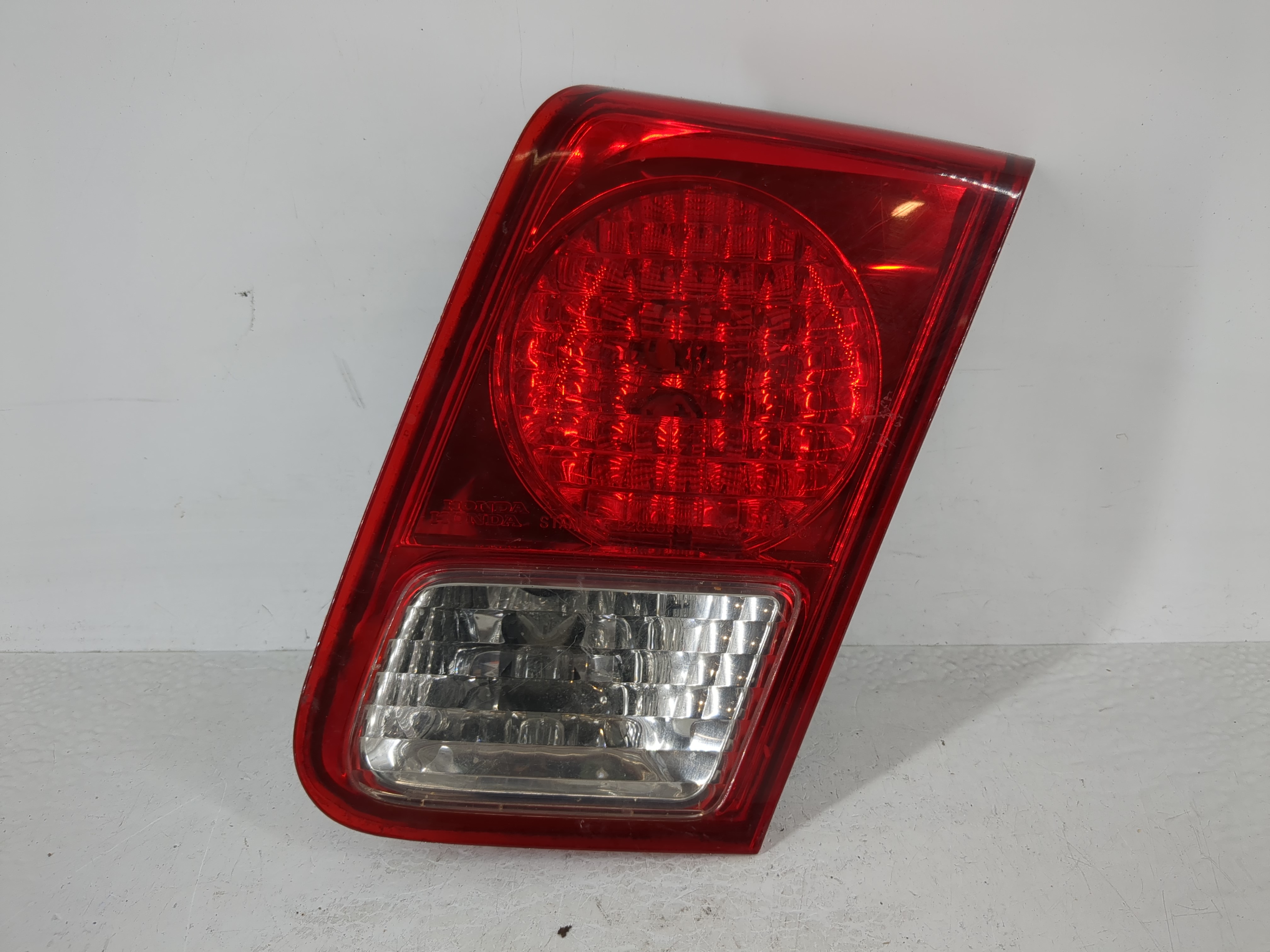 Picture of 2003 Honda Civic Driver Left Side Tail Light Taillight Deck Lid Mounted 993587
