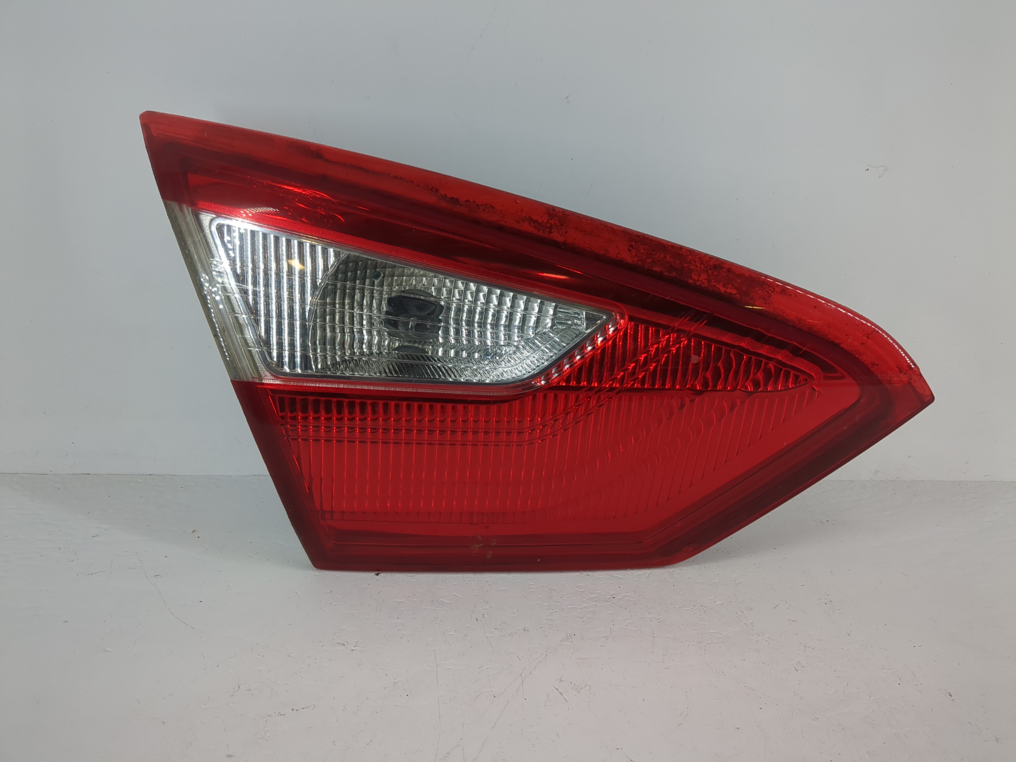 Picture of 2012 Ford Focus Driver Left Side Tail Light Taillight Deck Lid Mounted 993794