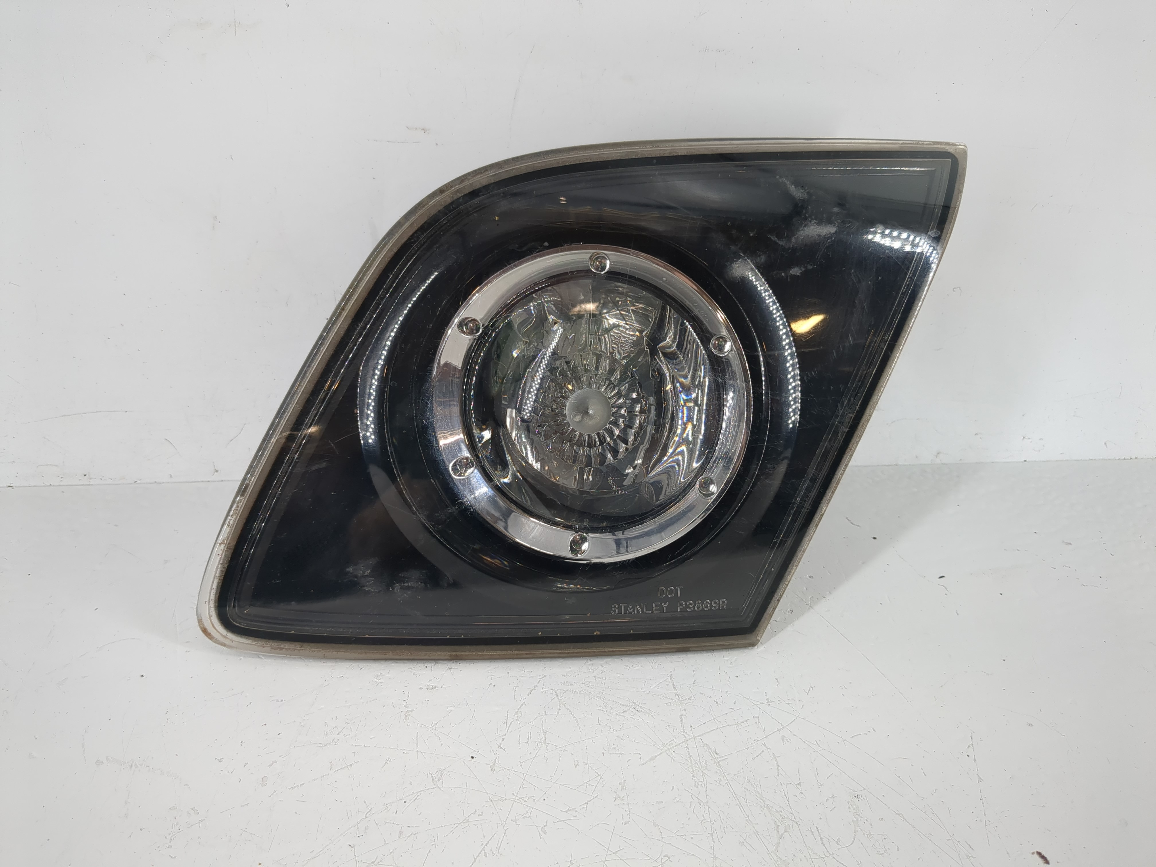 Picture of 2007 Mazda 3 Passenger Right Side Tail Light Taillight Deck Lid Mounted 993864