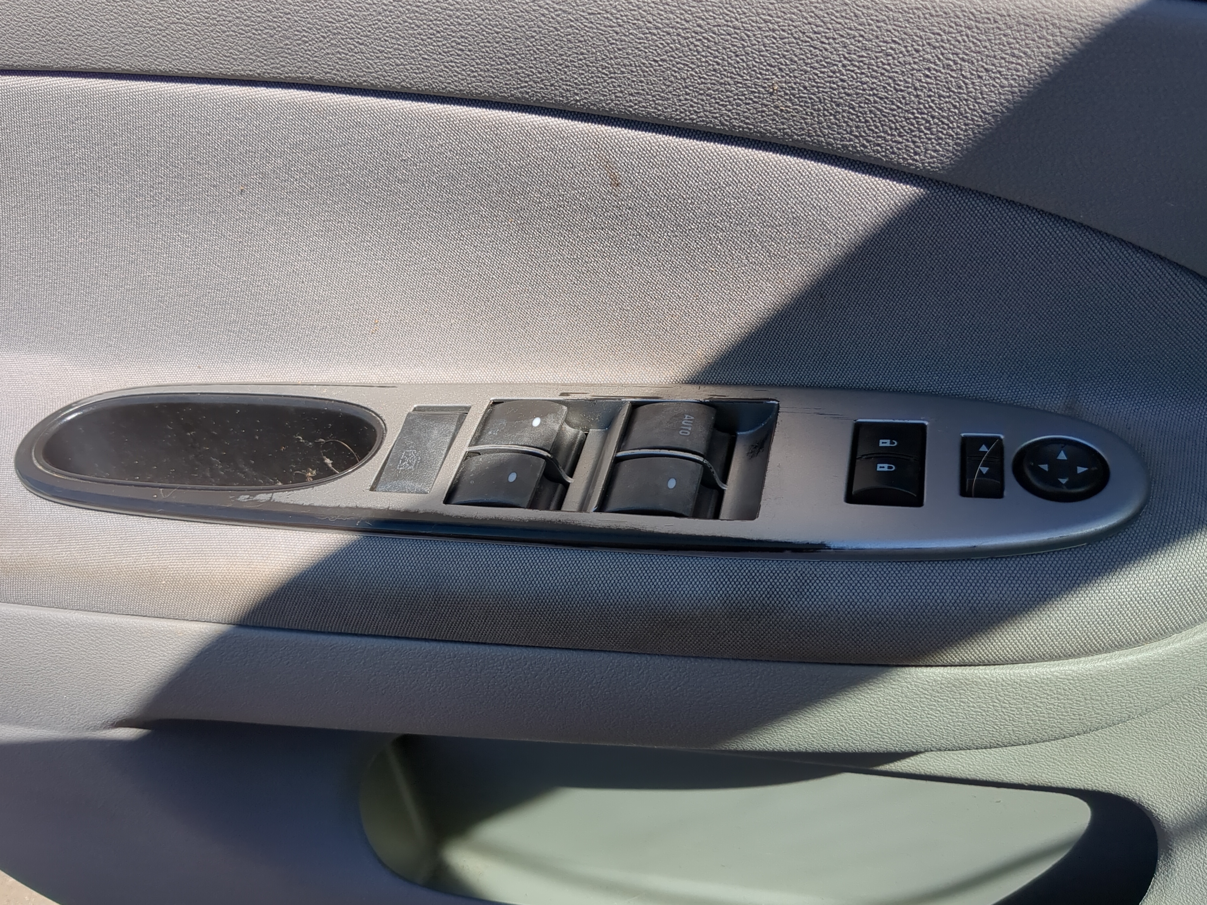 Picture of 2005-2010 Chevrolet Cobalt Driver Left Door Master Power Window Switch 1181308