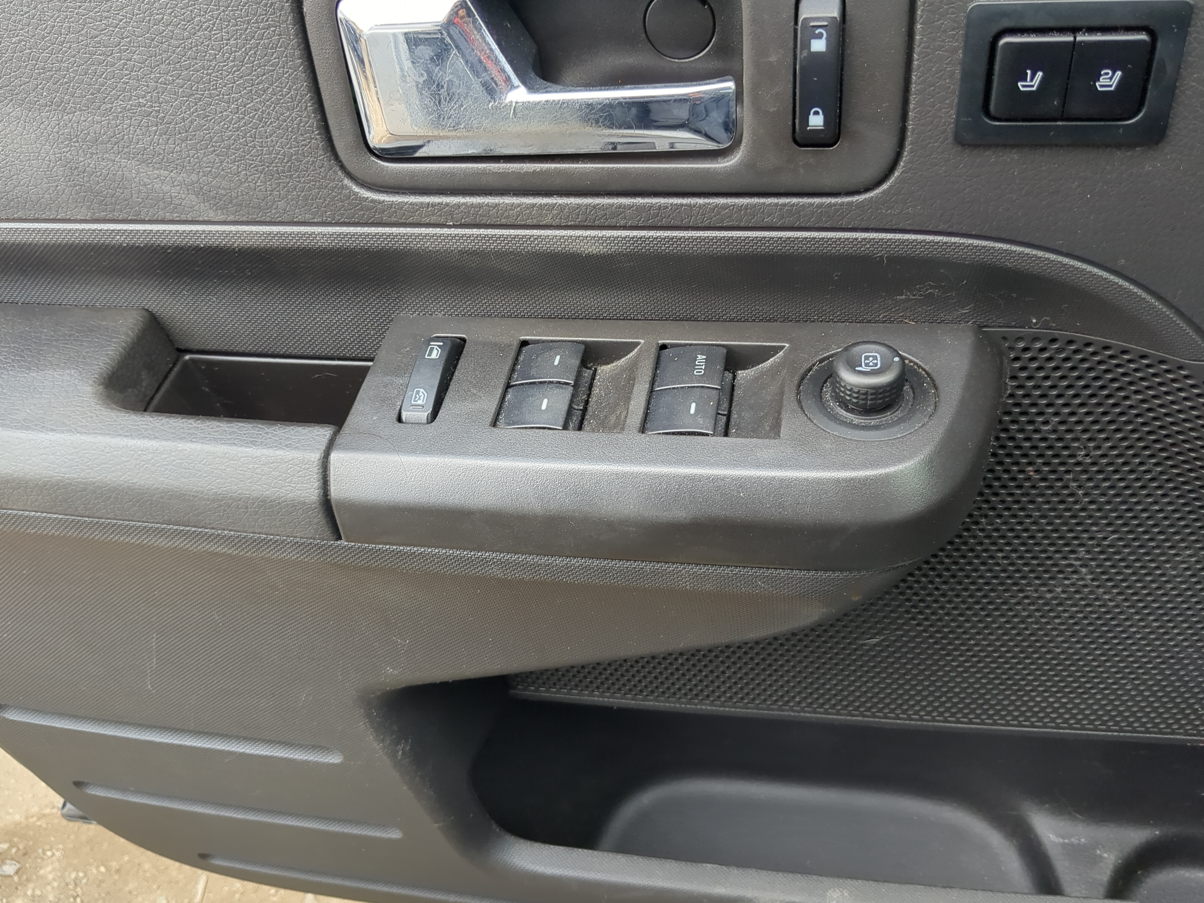 2009-2010 Ford Edge Driver Left Door Master Power Window Switch 1201896 - Oemusedautoparts1.com