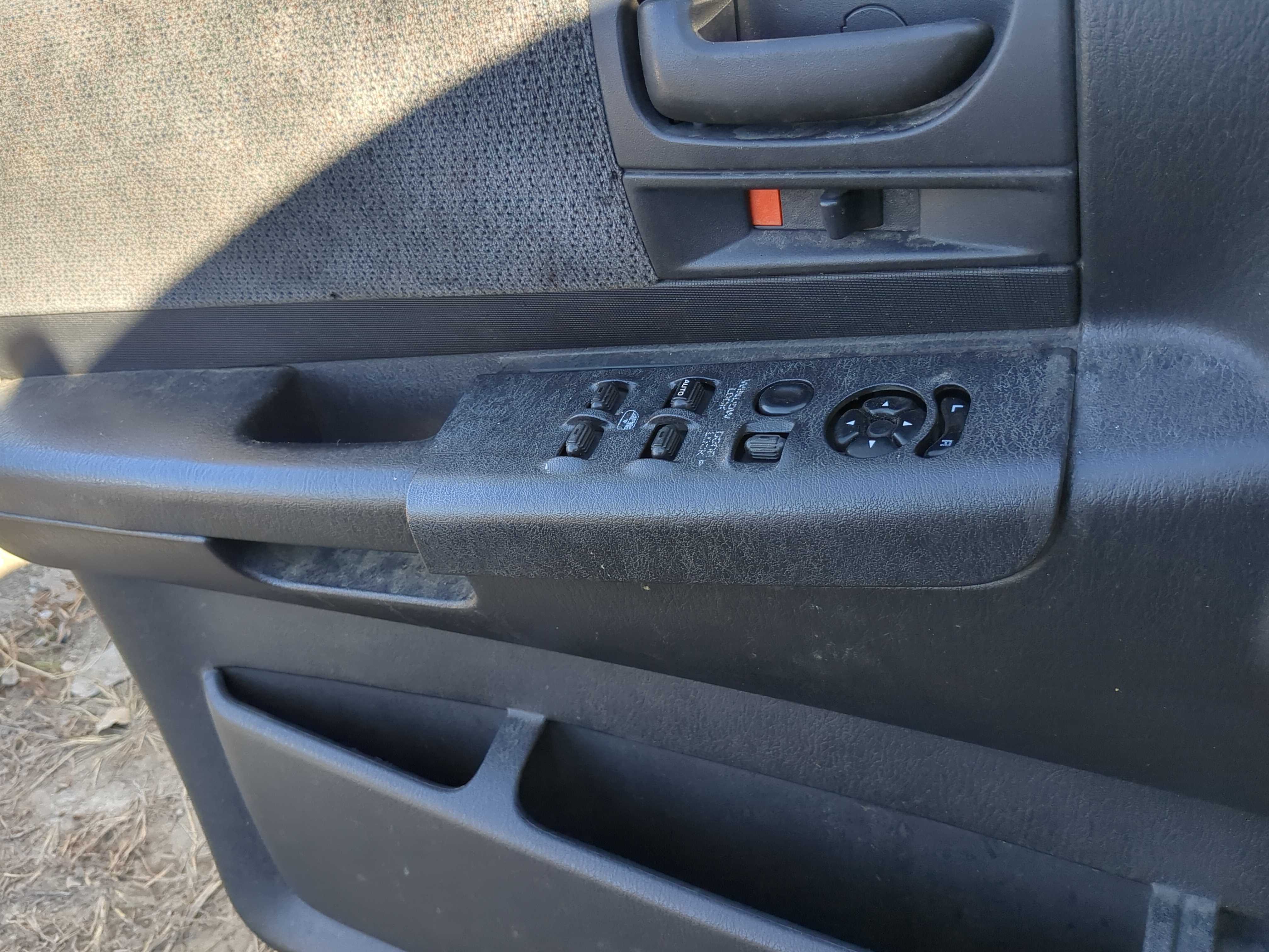 Picture of 2001-2004 Dodge Dakota Driver Left Door Master Power Window Switch 1203414