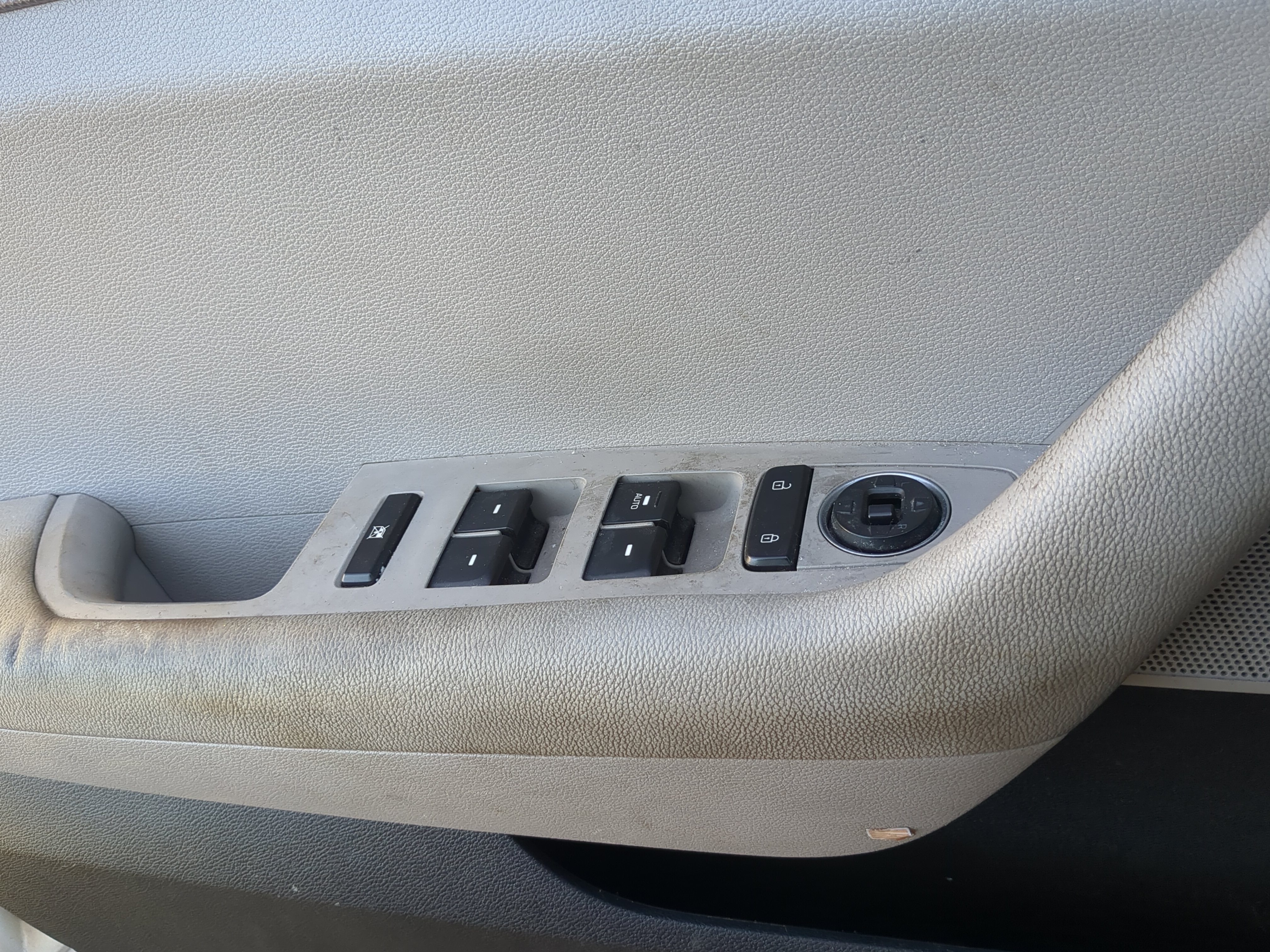 Picture of 2015-2019 Hyundai Sonata Driver Left Door Master Power Window Switch 1204227