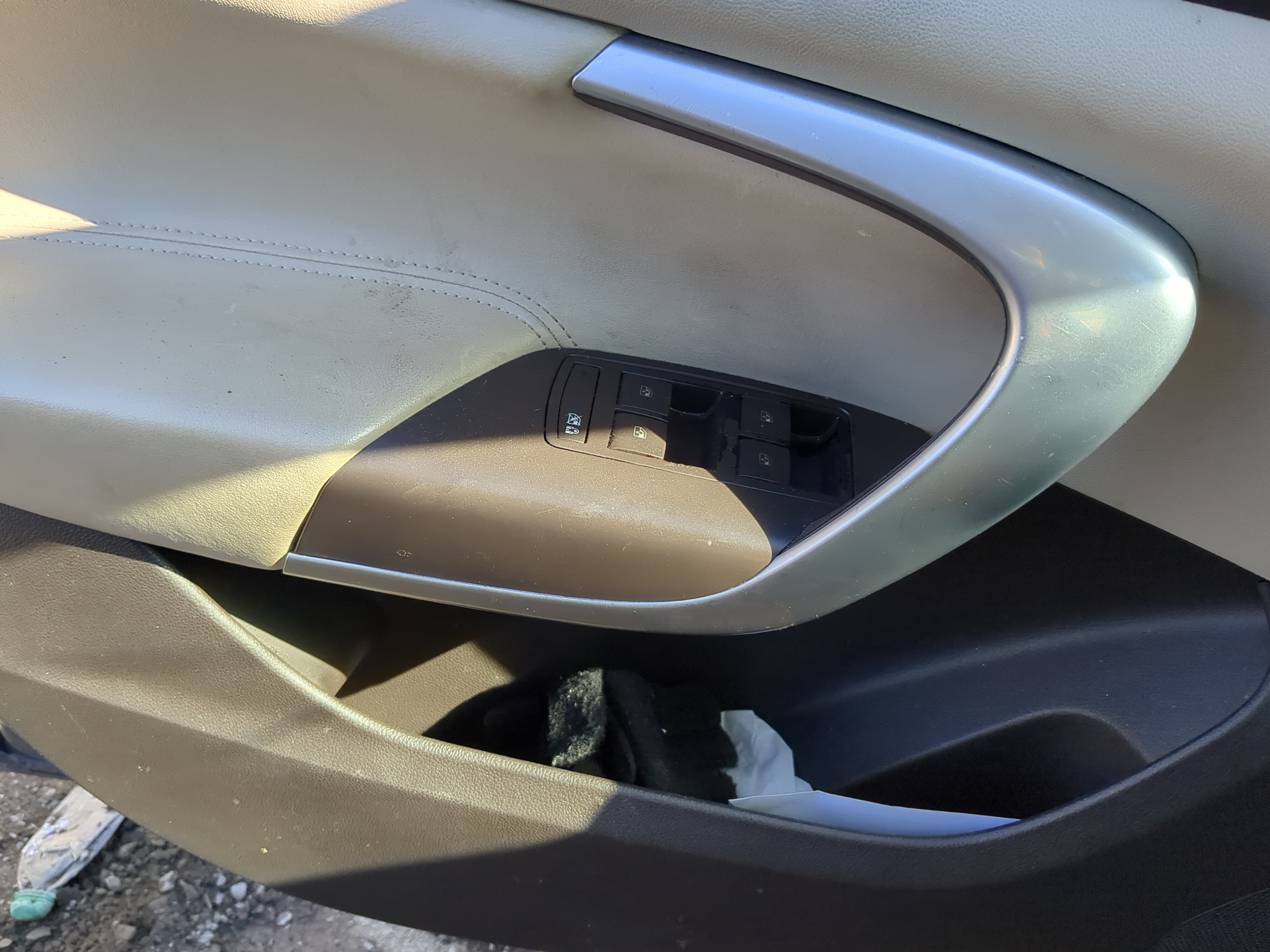 2011-2012 Buick Regal Driver Left Door Master Power Window Switch 1211240 - Oemusedautoparts1.com