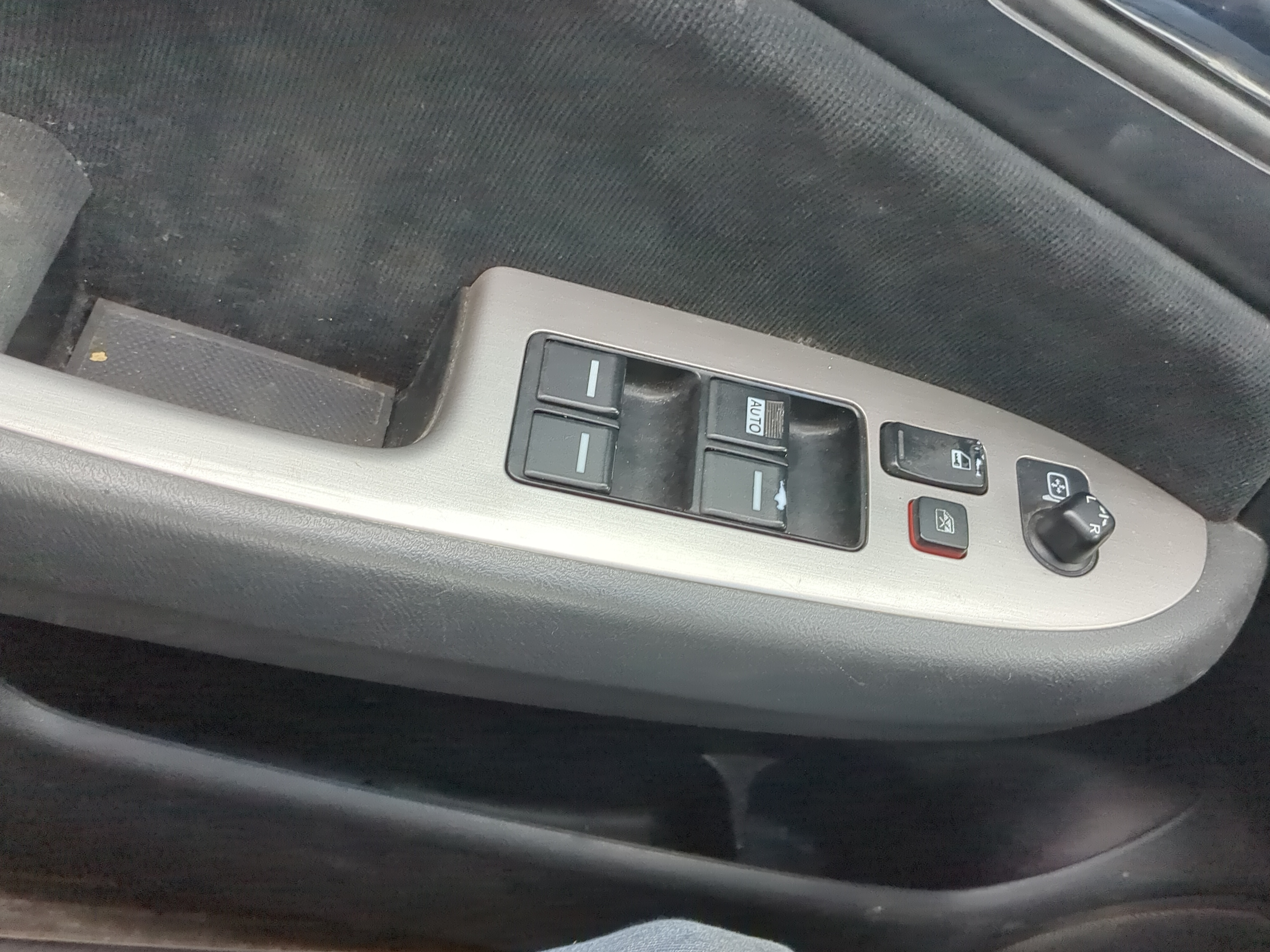 2005-2007 Honda Accord Driver Left Door Master Power Window Switch 1214074 - Oemusedautoparts1.com