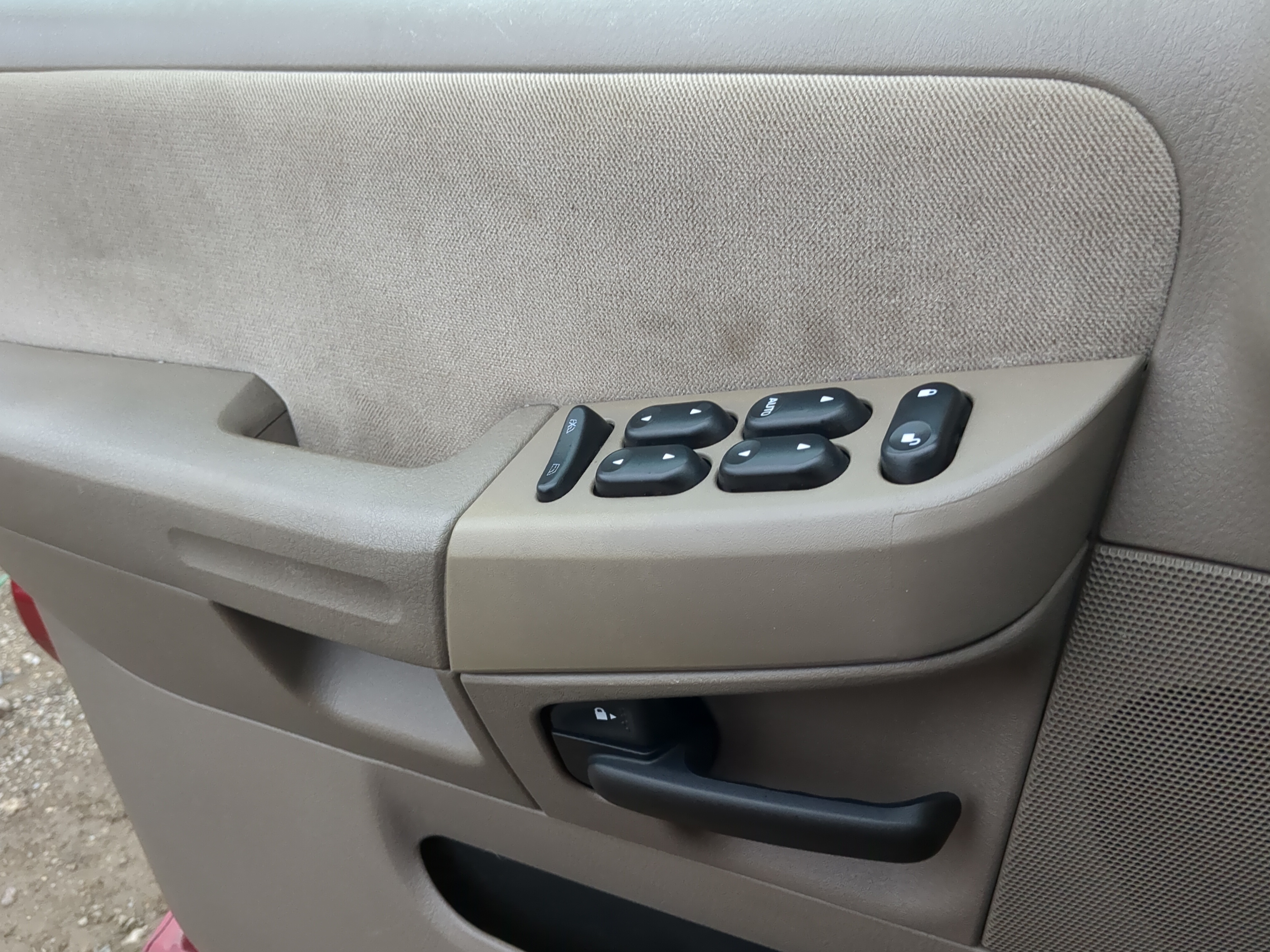 2004-2005 Ford Explorer Driver Left Door Master Power Window Switch 1227400 - Oemusedautoparts1.com